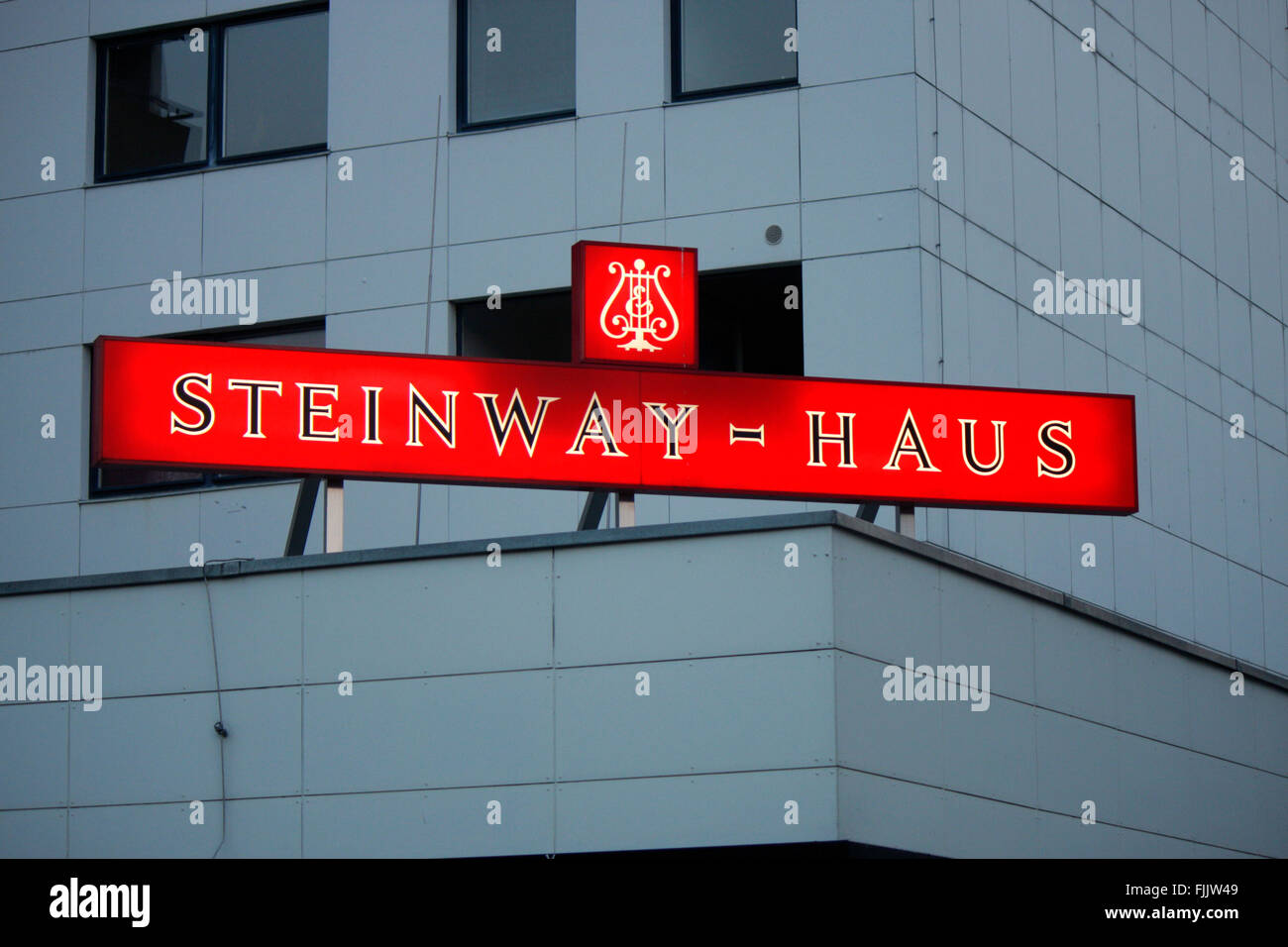 Markenname: 'Steinway', Berlin. Stock Photo