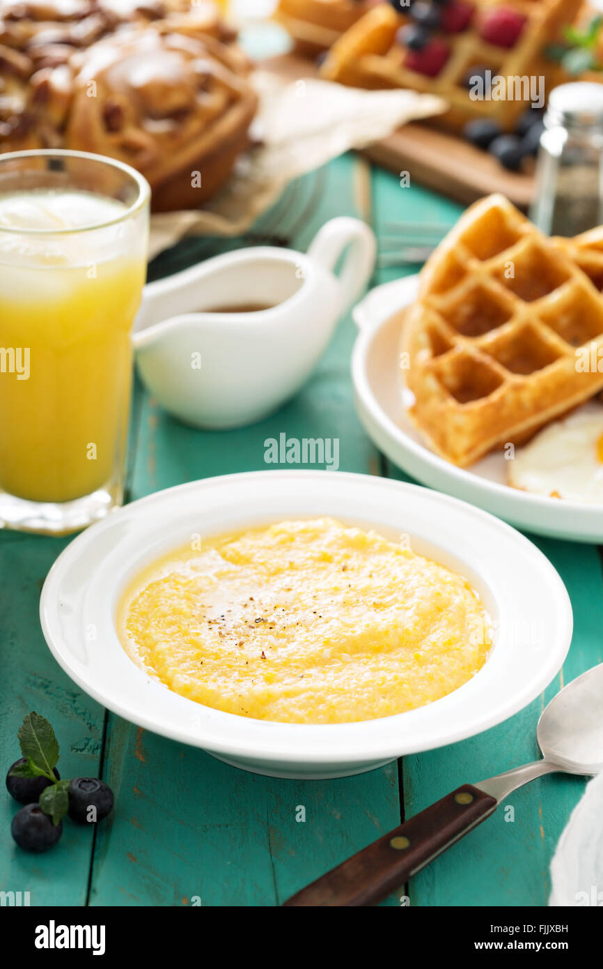 Cheesy grits for breakfast Stock Photo Alamy