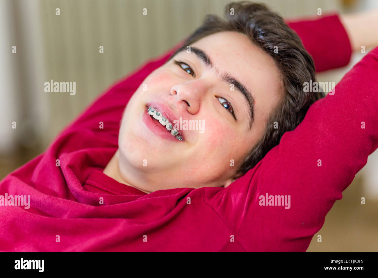 Leaning back on hands hi-res stock photography and images - Alamy