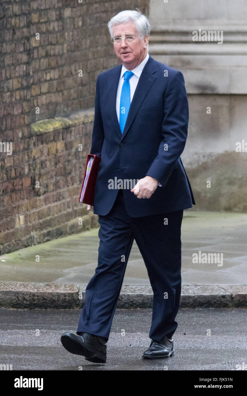 March 2nd 2016. Defence Secretary Michael Fallon arrives at the weekly cabinet meeting at 10 Downing Street, London. Stock Photo
