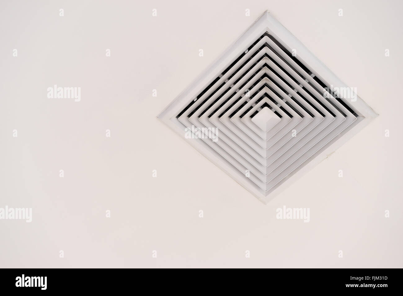 Ceiling air vent hires stock photography and images Alamy