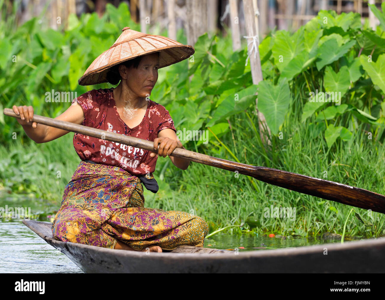 Woman in a wooden canoe, "Inle Lake", Myanmar, Asia Stock Photo Alamy