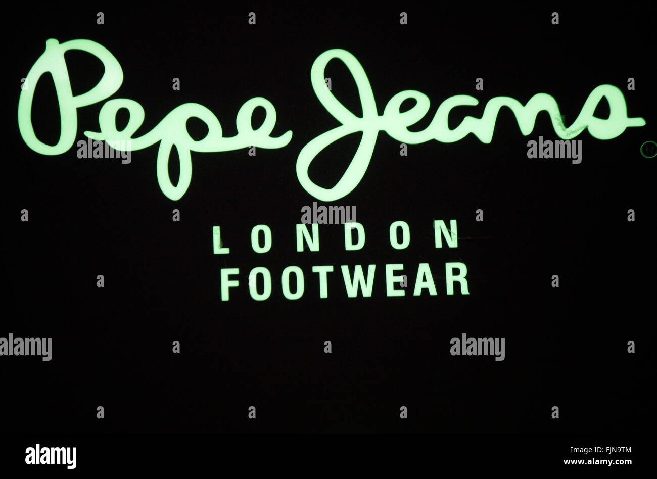 Pepe jeans logo hi-res stock photography and images - Alamy