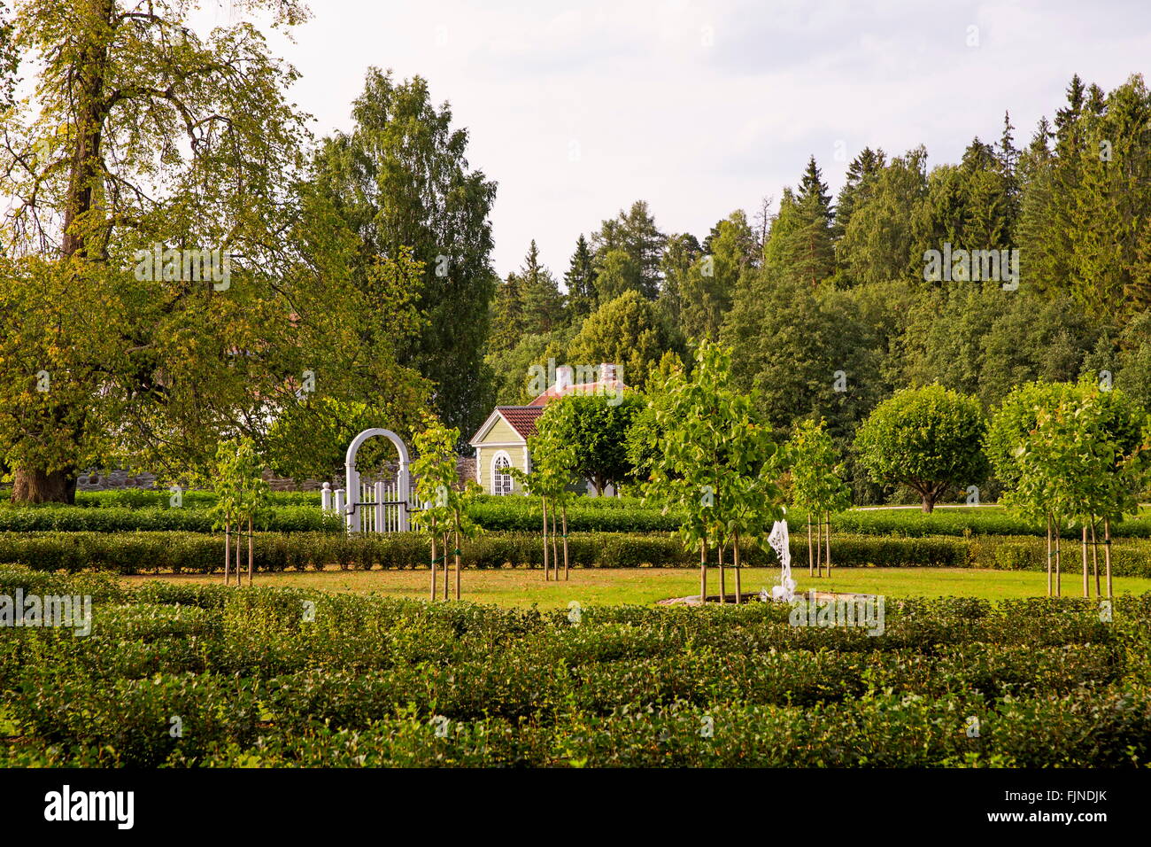 geography / travel, Estonia, manor-house Palmse, German Baltic manor surrounded by magnificent parkway, Additional-Rights-Clearance-Info-Not-Available Stock Photo