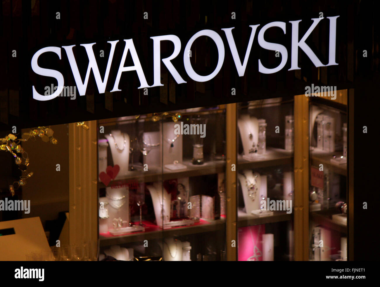 Swarovski kristall hi-res stock photography and images - Alamy
