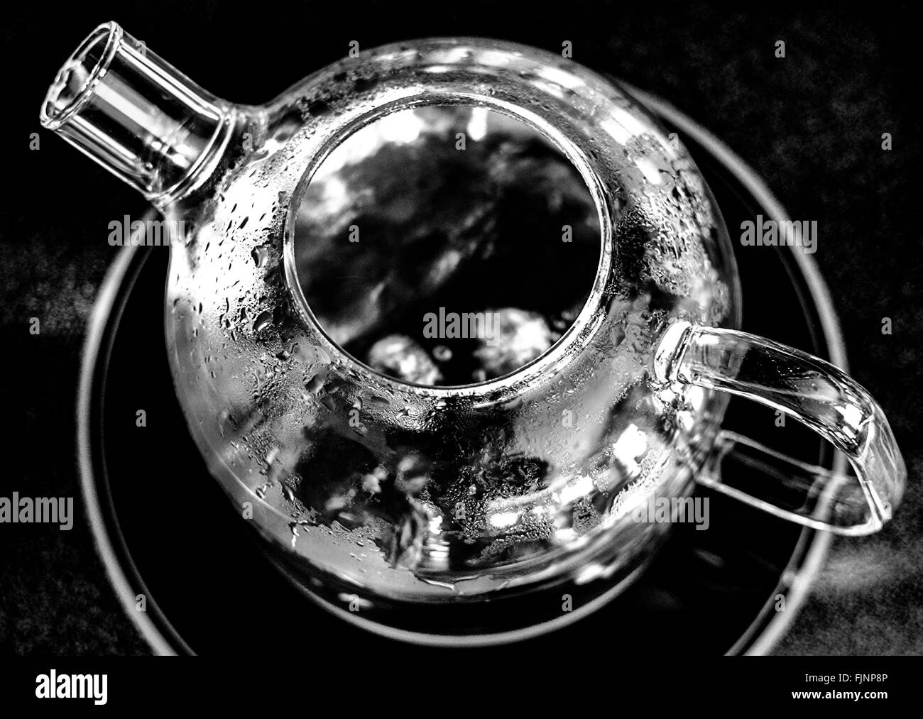 Tea kettle table condensation hires stock photography and images Alamy