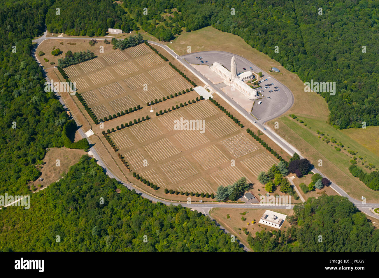 Meuse (55), Verdun, champs de batailles de la 1ere guerre mondiale, Douaumont, Ossuaire et cimetiere militaire (vue aerienne)  / Stock Photo