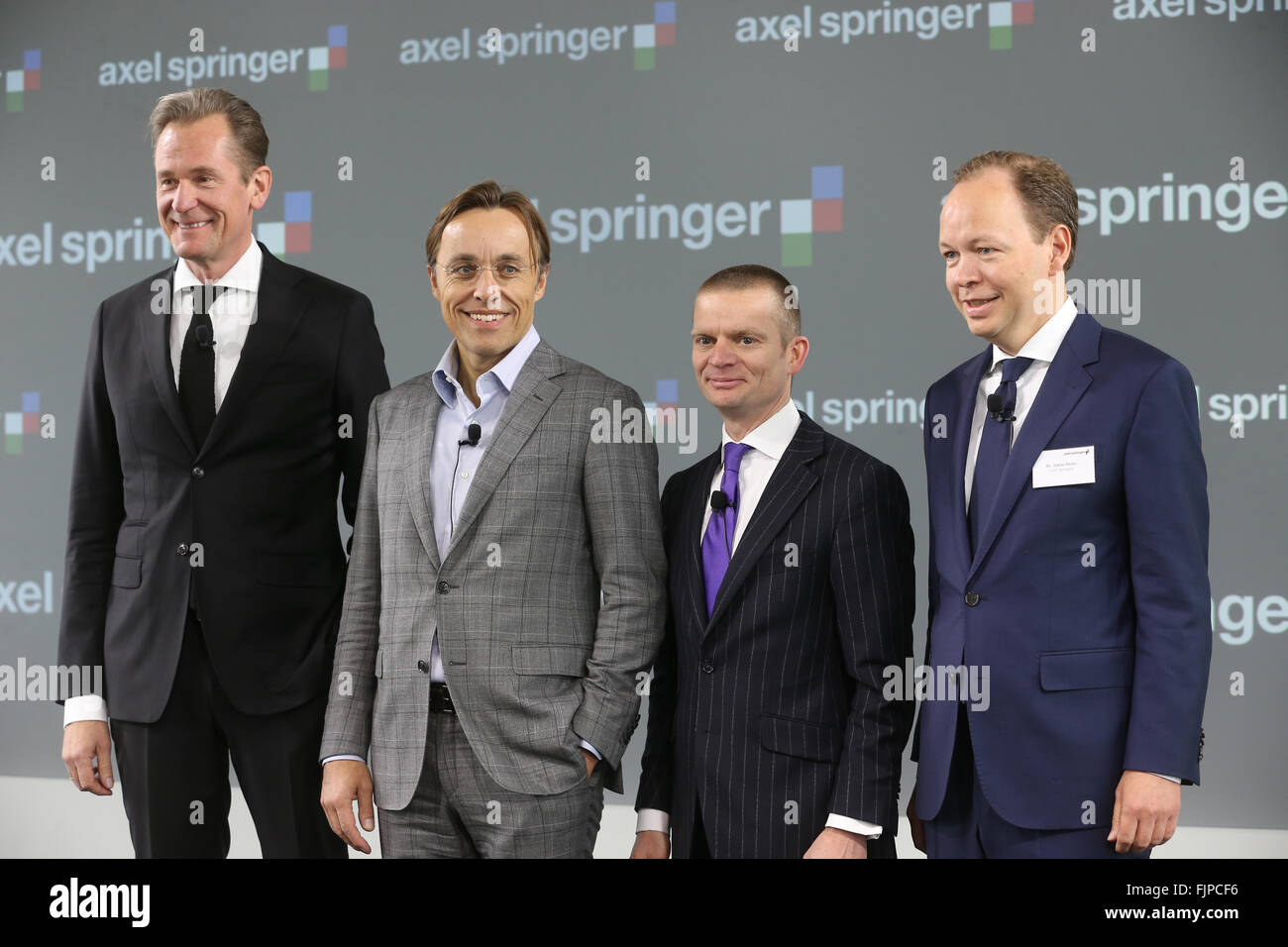 Berlin Germany 03rd Mar 16 Management Baord Of The German Media Stock Photo Alamy