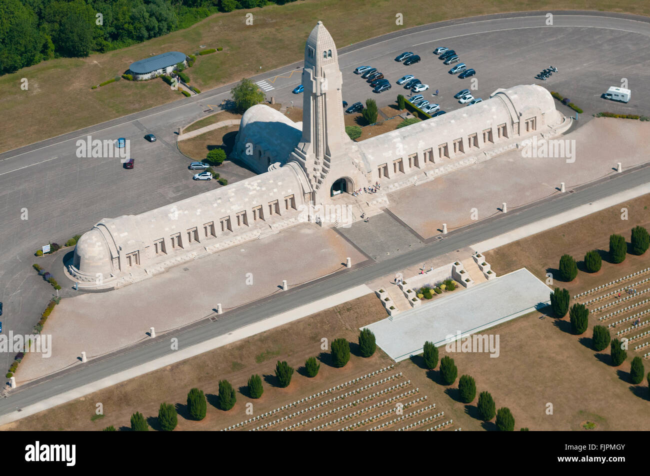 Meuse (55), Verdun, champs de batailles de la 1ere guerre mondiale, Douaumont, Ossuaire et cimetiere militaire (vue aerienne)  / Stock Photo