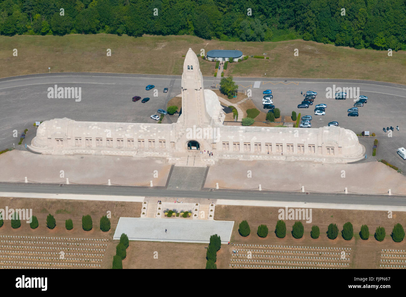 Meuse (55), Verdun, champs de batailles de la 1ere guerre mondiale, Douaumont, Ossuaire et cimetiere militaire (vue aerienne)  / Stock Photo