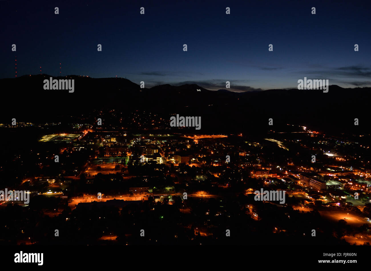 Golden illumination at night hi-res stock photography and images - Alamy