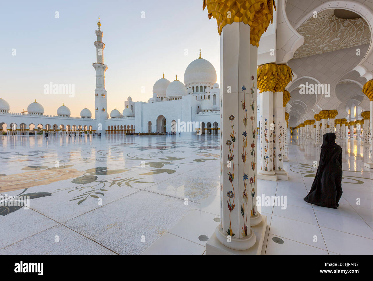 Sheikh Zayed Mosque, Sheikh Zayed Grand Mosque, Abu Dhabi, Emirate of Abu Dhabi, United Arab Emirates Stock Photo