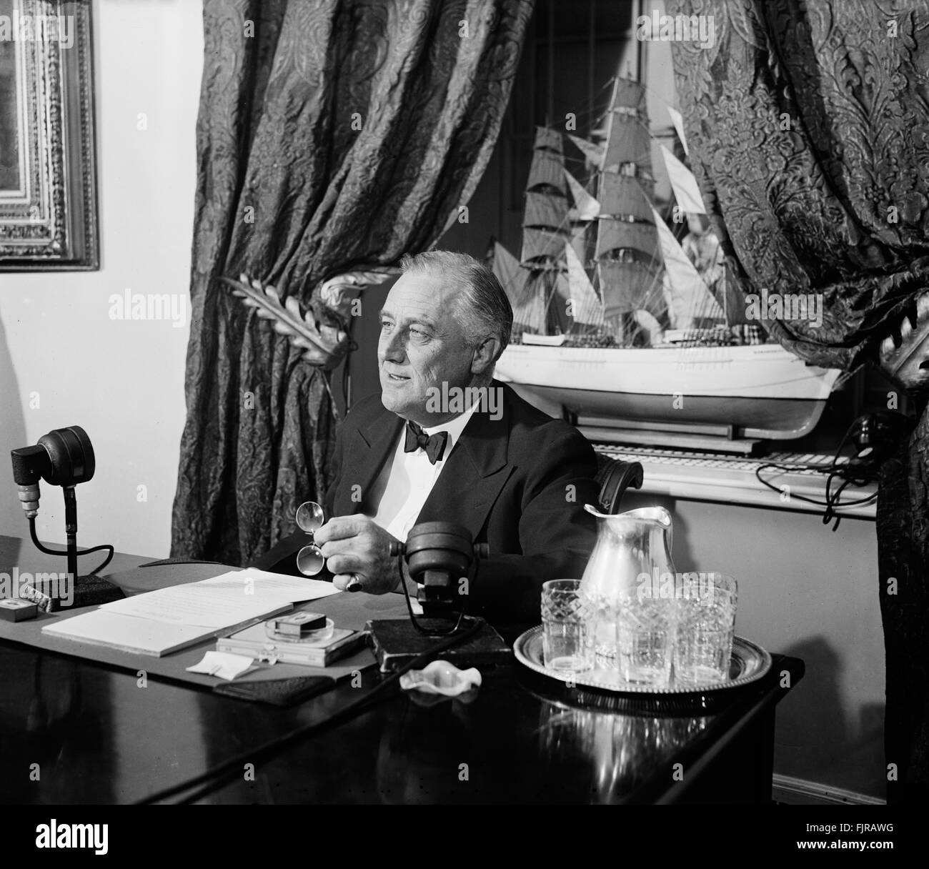 U.S. President Franklin Roosevelt during Radio Broadcast, Washington DC, USA, circa 1936 Stock Photo