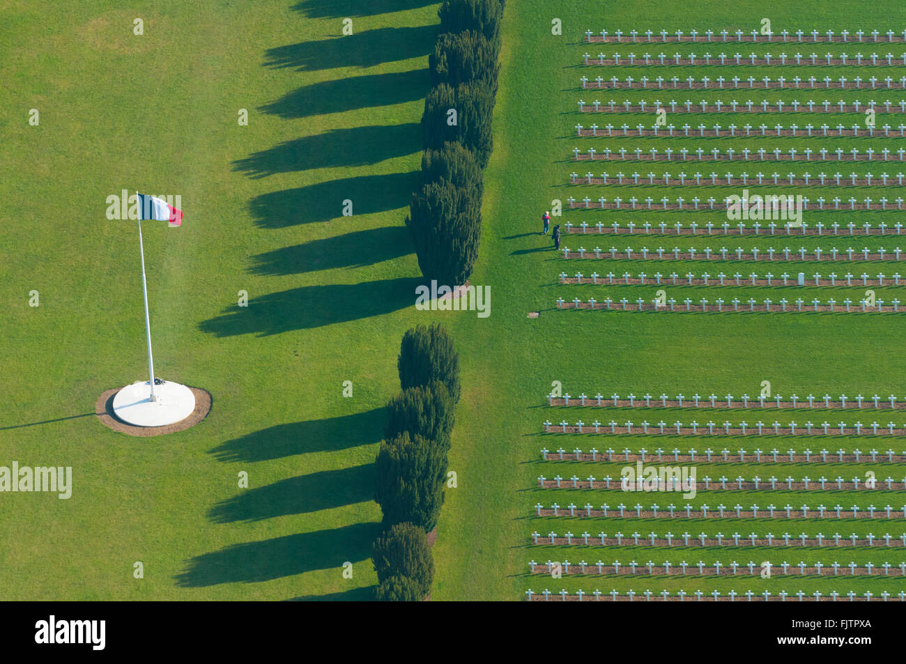 Meuse (55), Verdun, champs de batailles de la 1ere guerre mondiale, Douaumont, cimetiere militaire (vue aerienne)  // France, Me Stock Photo