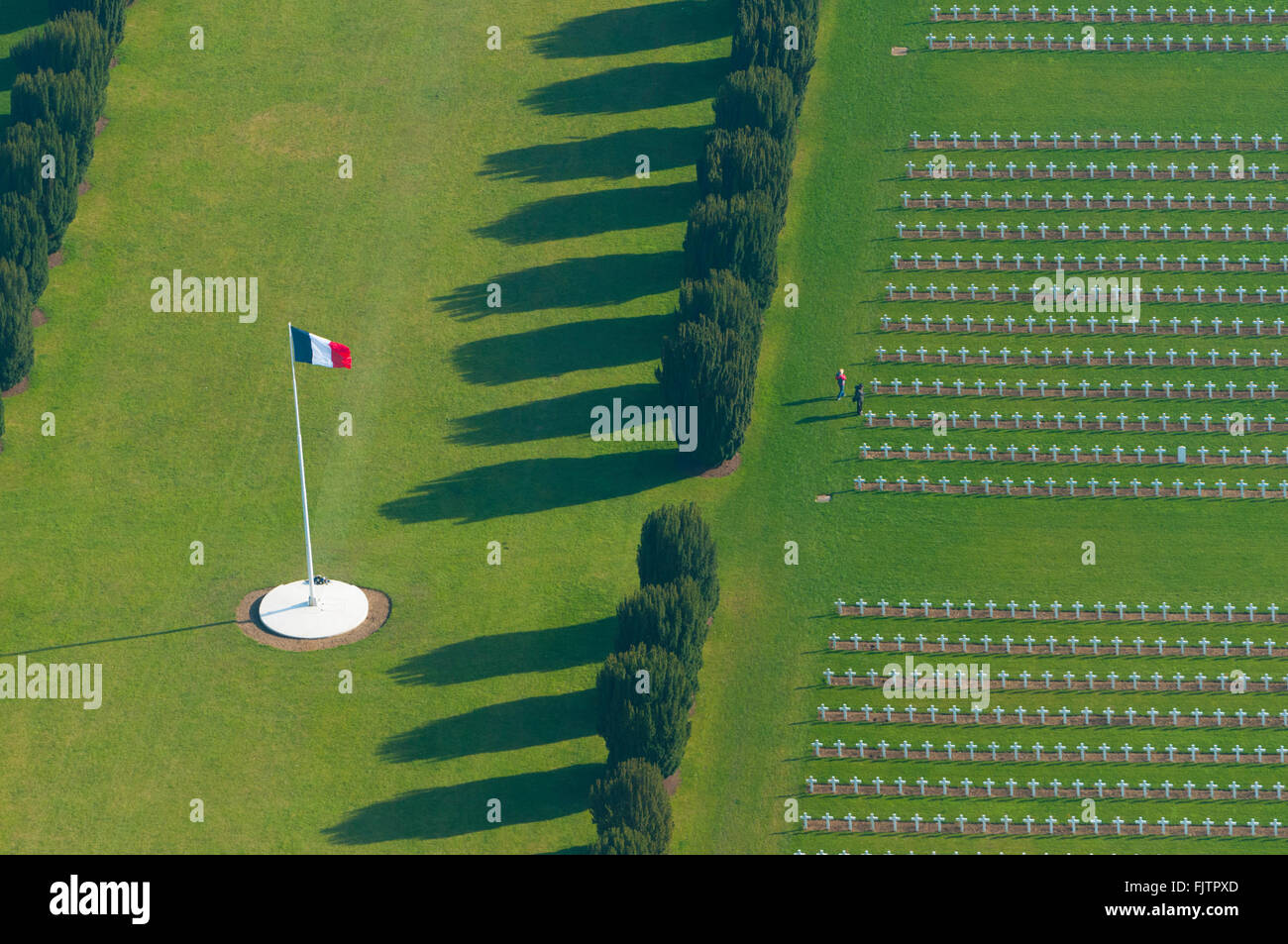 Meuse (55), Verdun, champs de batailles de la 1ere guerre mondiale, Douaumont, cimetiere militaire (vue aerienne)  // France, Me Stock Photo