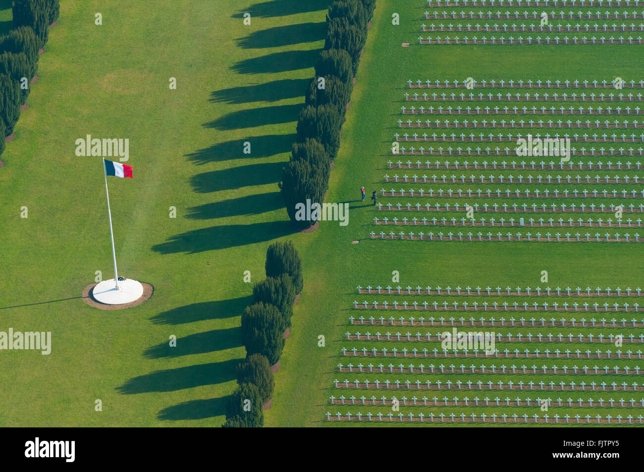 Meuse (55), Verdun, champs de batailles de la 1ere guerre mondiale, Douaumont, cimetiere militaire (vue aerienne)  // France, Me Stock Photo