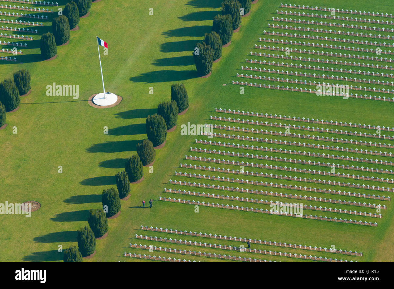 Meuse (55), Verdun, champs de batailles de la 1ere guerre mondiale, Douaumont, cimetiere militaire (vue aerienne)  // France, Me Stock Photo