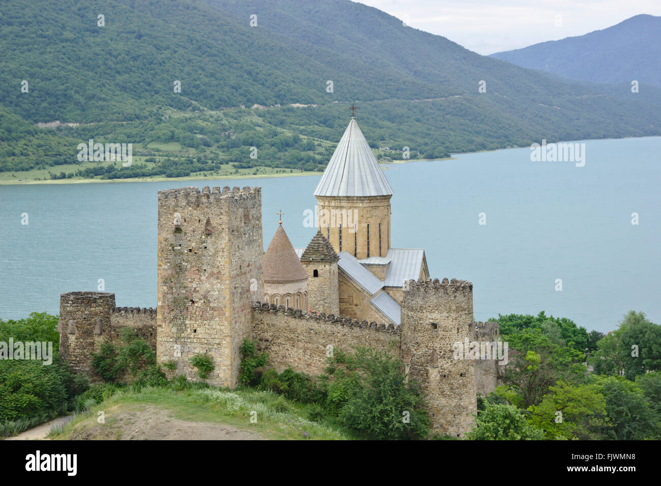 Ananuri fortress and Assumption Church on the Zhinvali Reservoir, Georgia Stock Photo