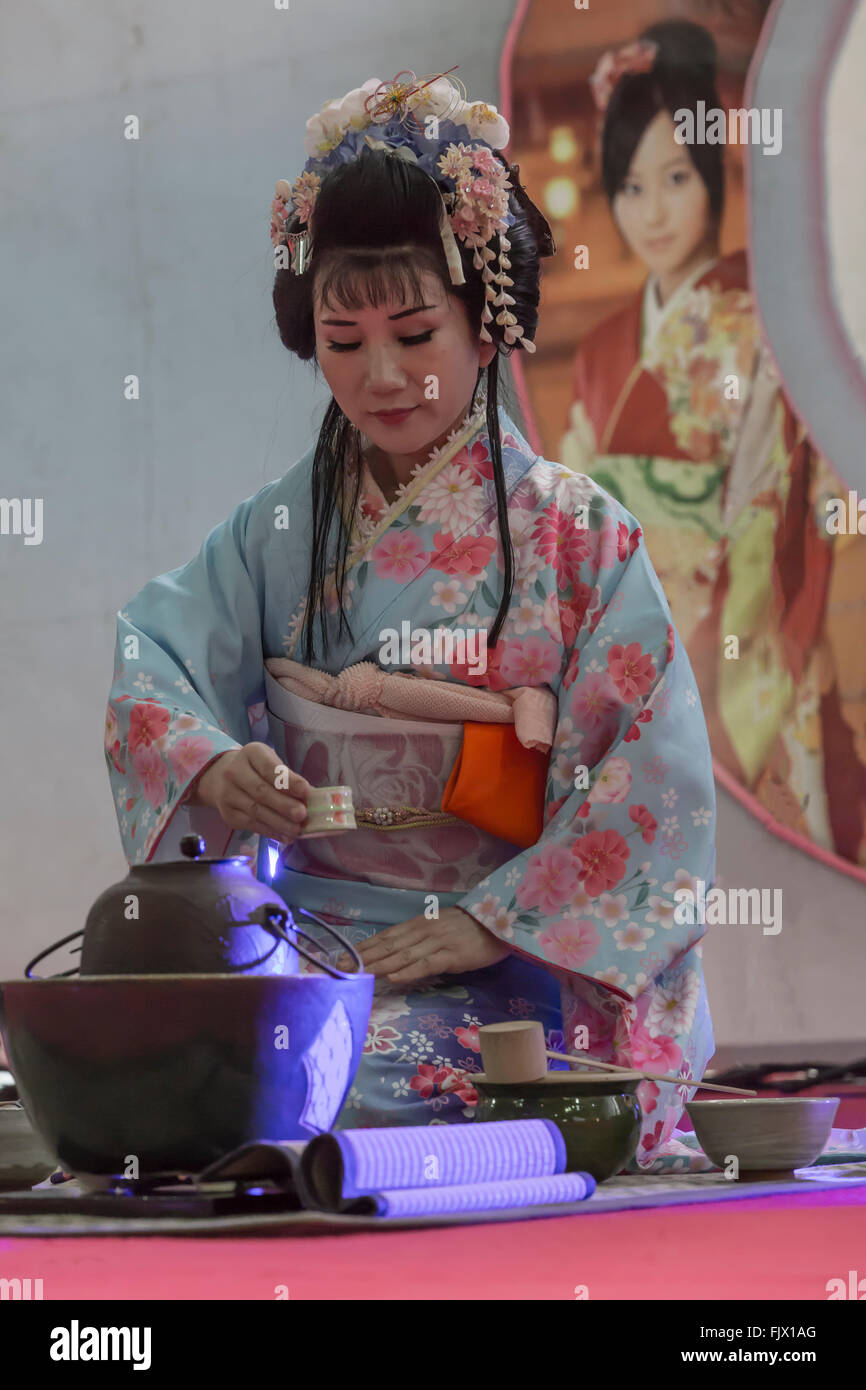 Geisha performs a tea ceremony at the Oriental Festival in Turin Stock Photo