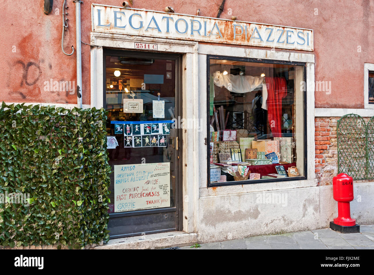 Shop in Venice, Italy Stock Photo Alamy