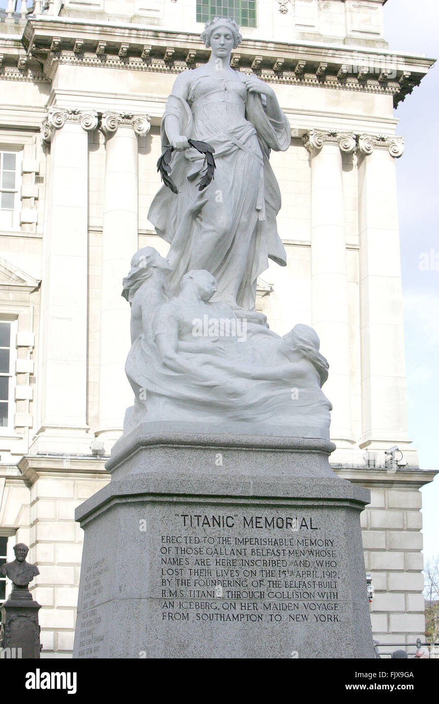 The Titanic Memorial in the newly opened Titanic Memorial Garden at Belfast City Hall, during the 100th anniversary commemorations and memorial dedication of the Titanic disaster in Belfast, Northern Ireland on April 15, 2012. The vessel struck an iceberg in the North Atlantic on its maiden voyage on April 14 1912, with the loss of around 1,500 lives. It was built in Belfast's Harland and Wolff shipyard. Photo/Paul McErlane Stock Photo