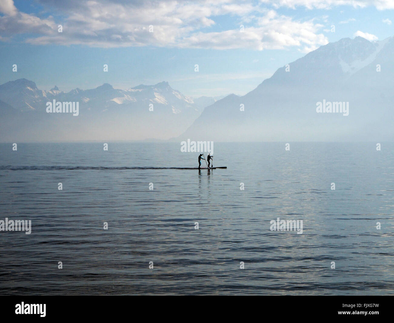 Paddleboarding lake geneva hires stock photography and images Alamy