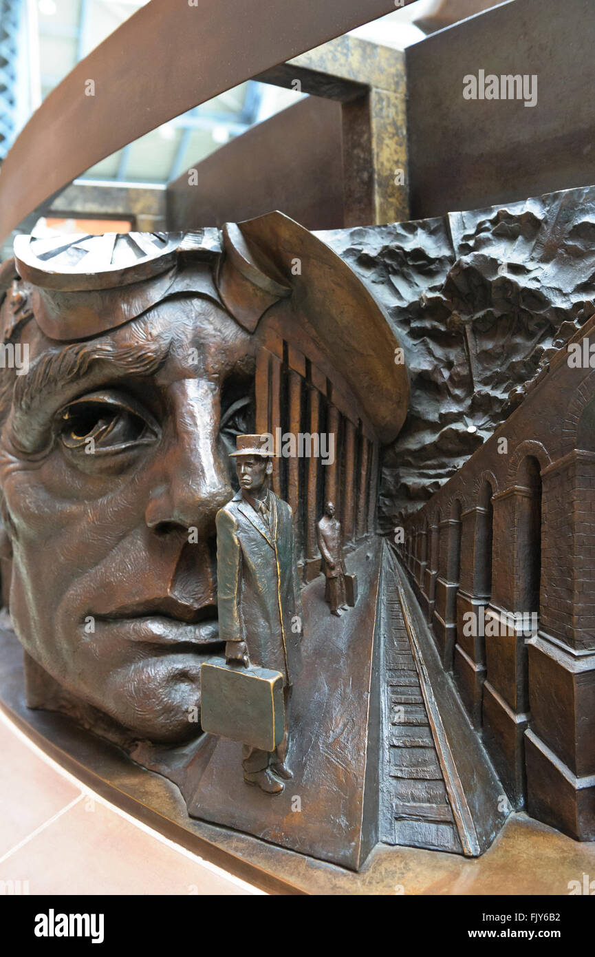 Sculptures ' The Meeting Place' by Paul Day, British Sculptor at St