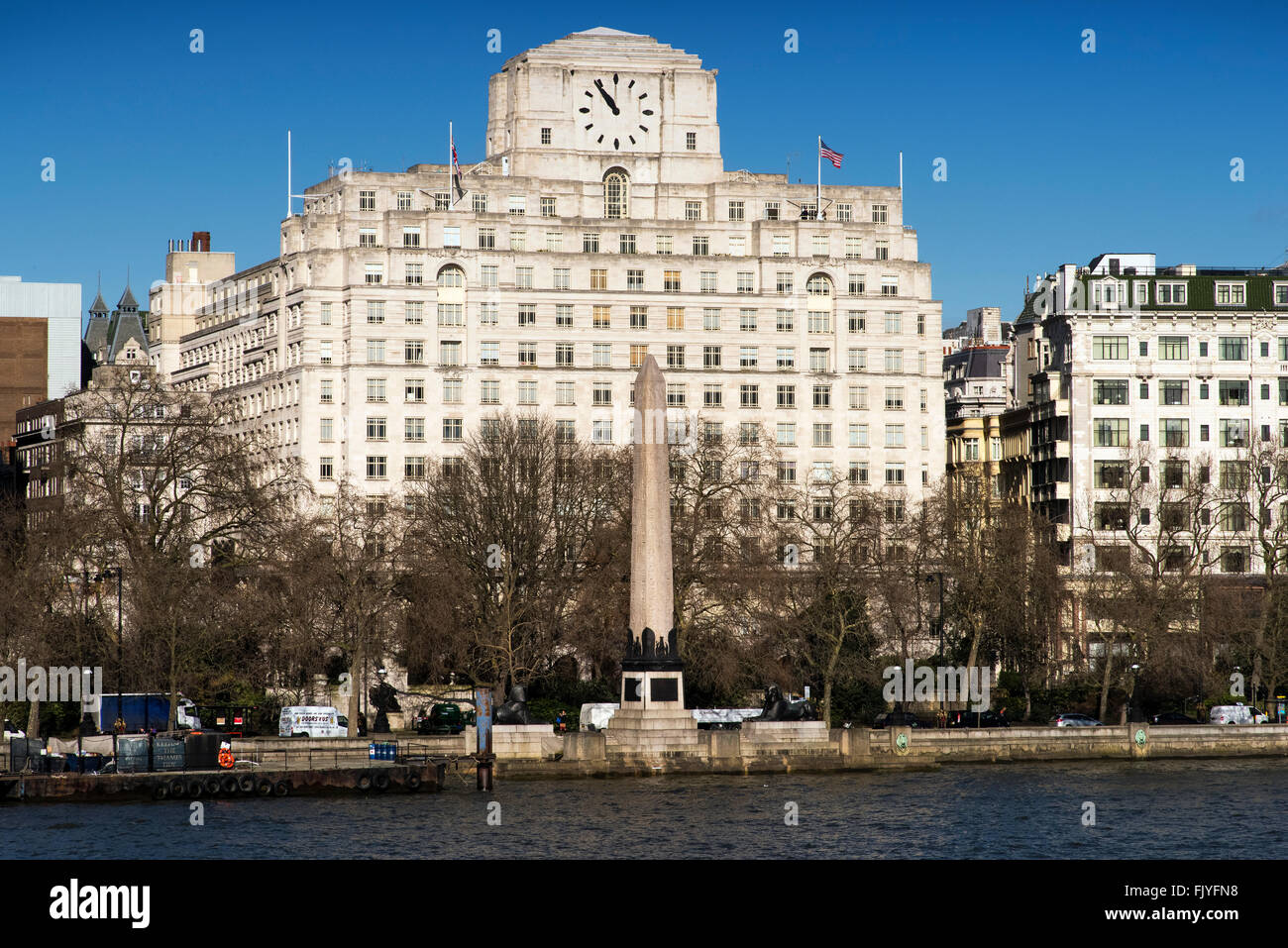 Cleopatra's Needle & Shell Mex House the Embankment London Stock Photo