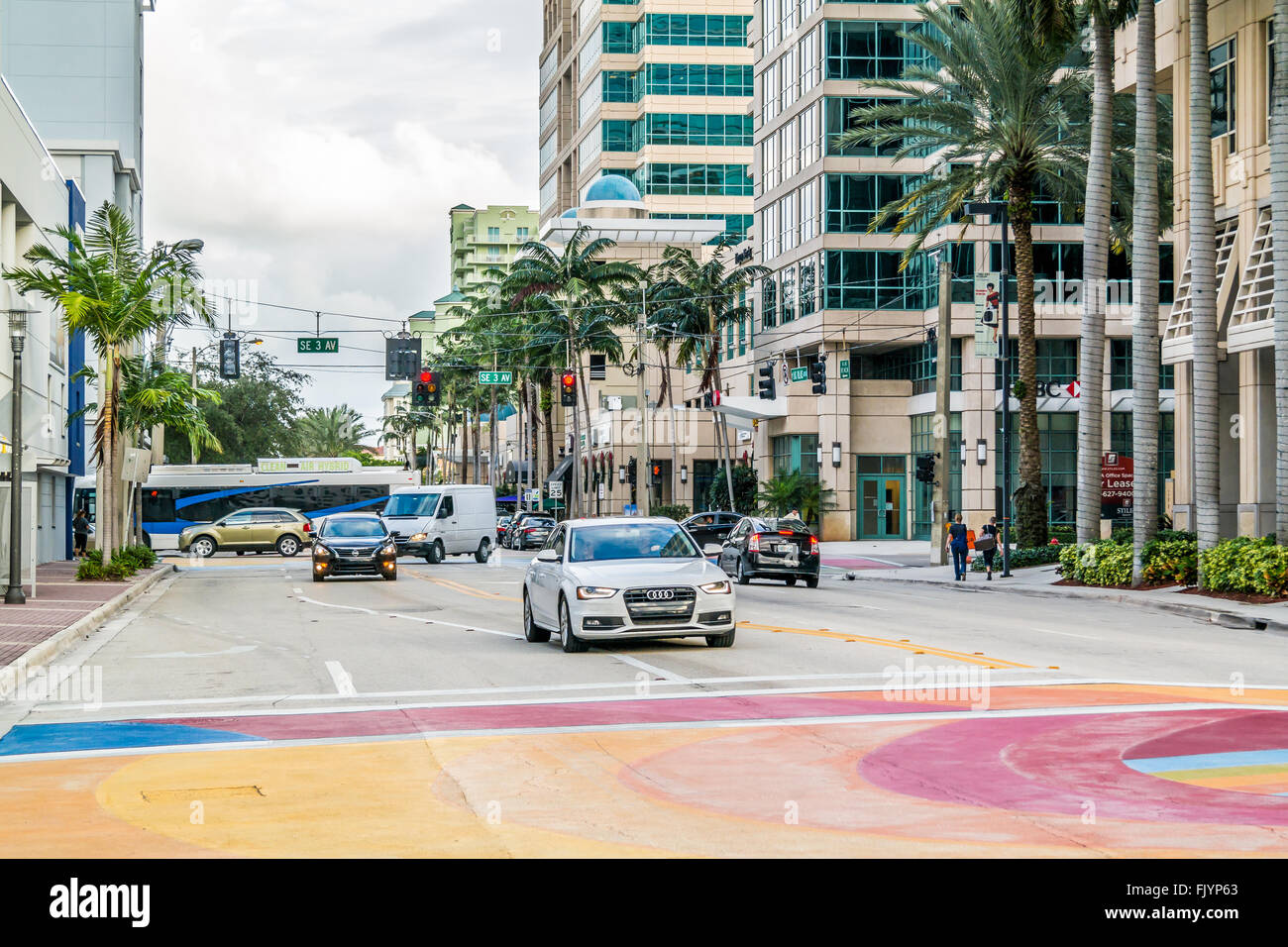 Street Scene Of Las Olas Boulevard In Downtown Fort Lauderdale Stock Photo Alamy
