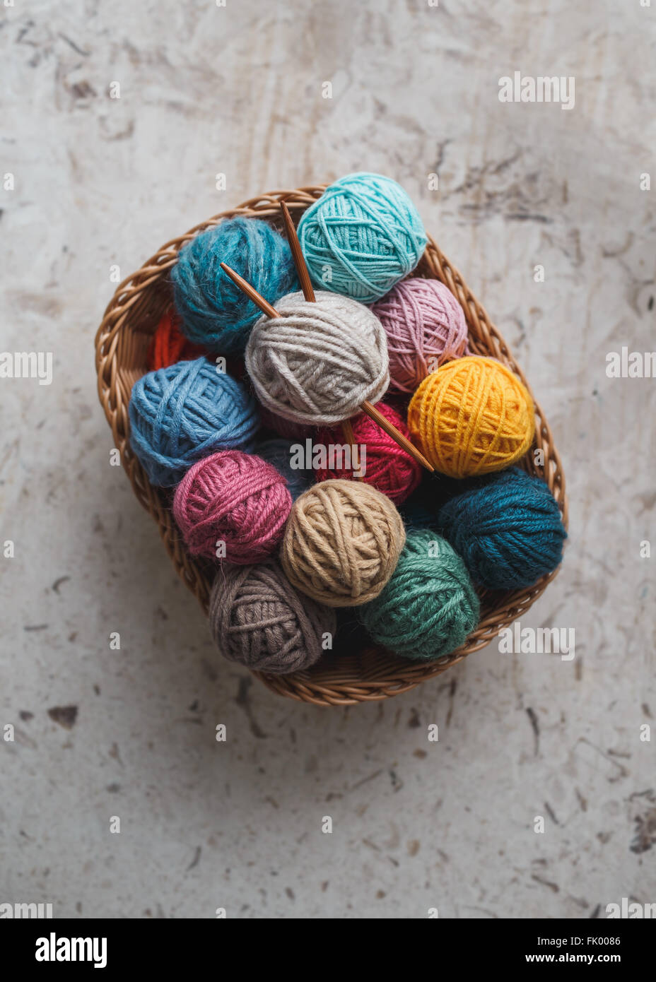 Yarn Balls Balls Colored Yarn Wicker Dish Yarn Knitting Beige Stock Photo  by ©nazarov.dnepr@gmail.com 576268278