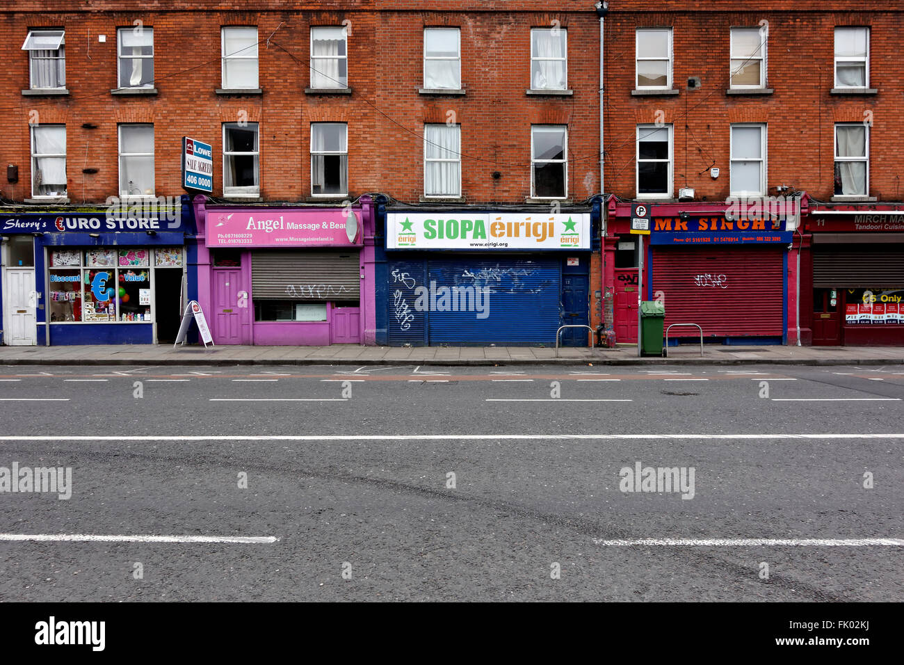Closed shops hires stock photography and images Alamy