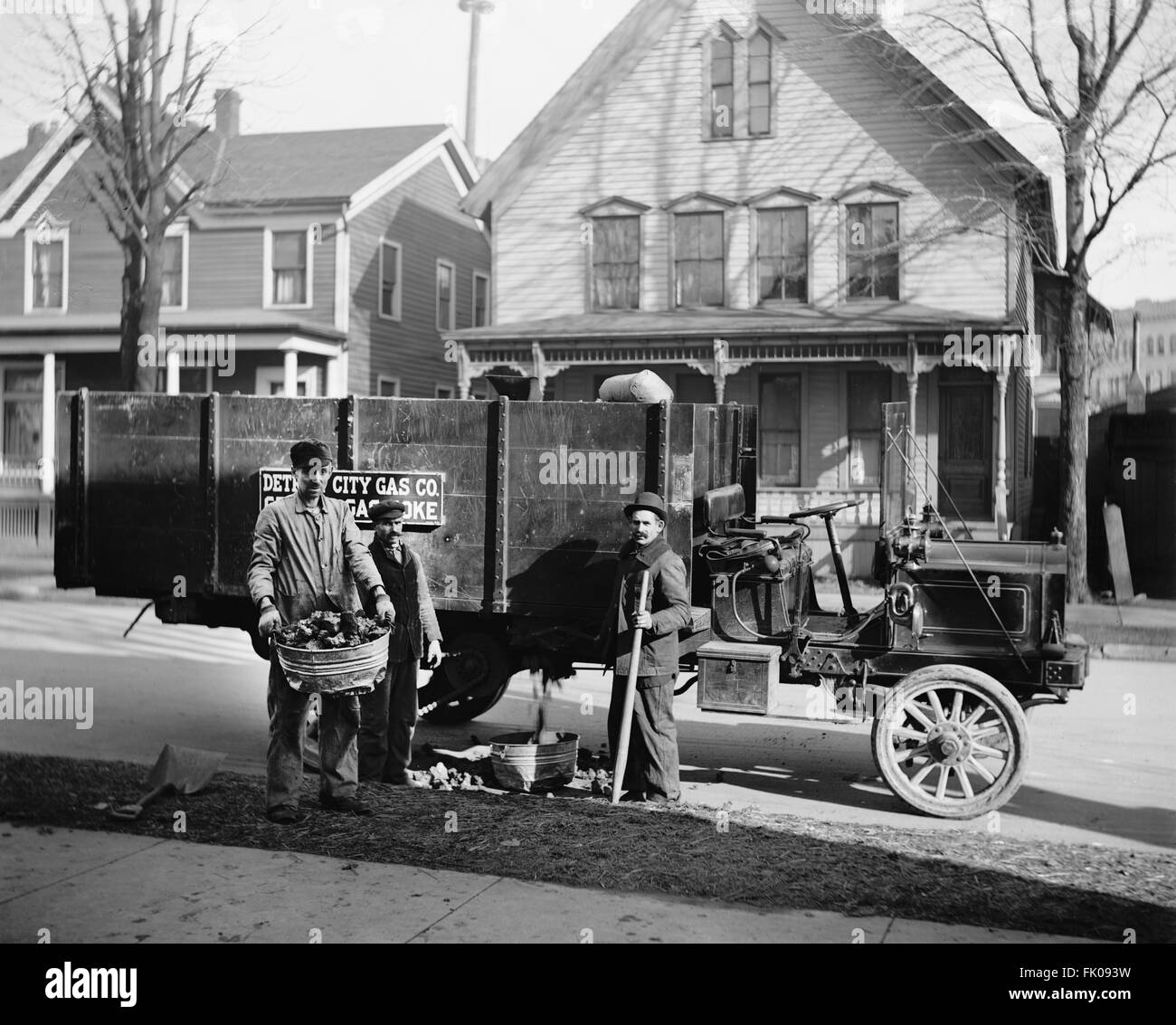 Detroit city gas company hires stock photography and images Alamy