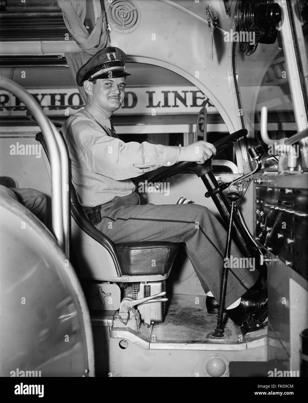 Historical greyhound bus hires stock photography and images Alamy