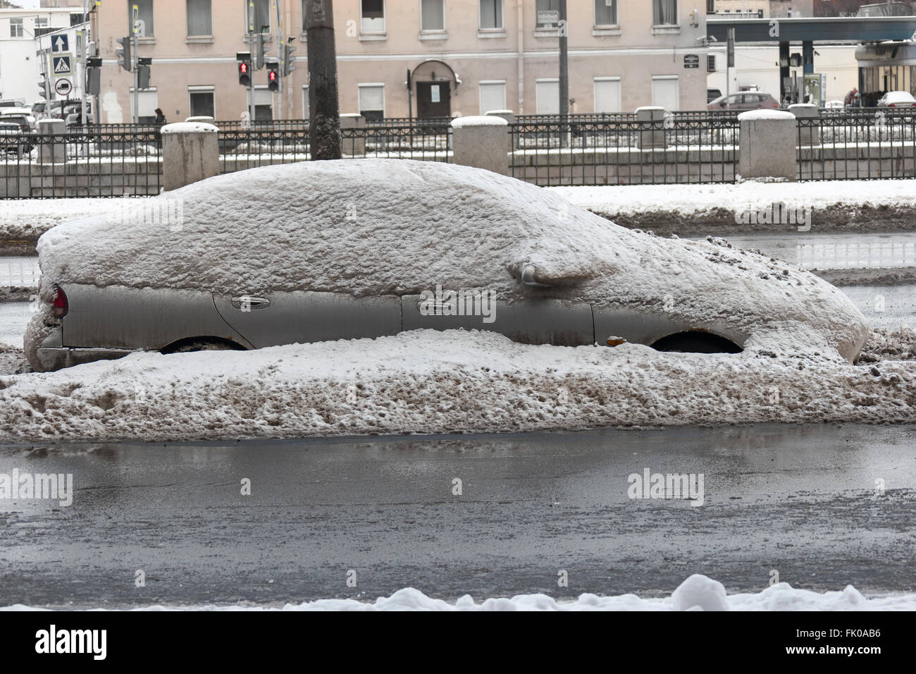 Mad and snow hi-res stock photography and images - Alamy