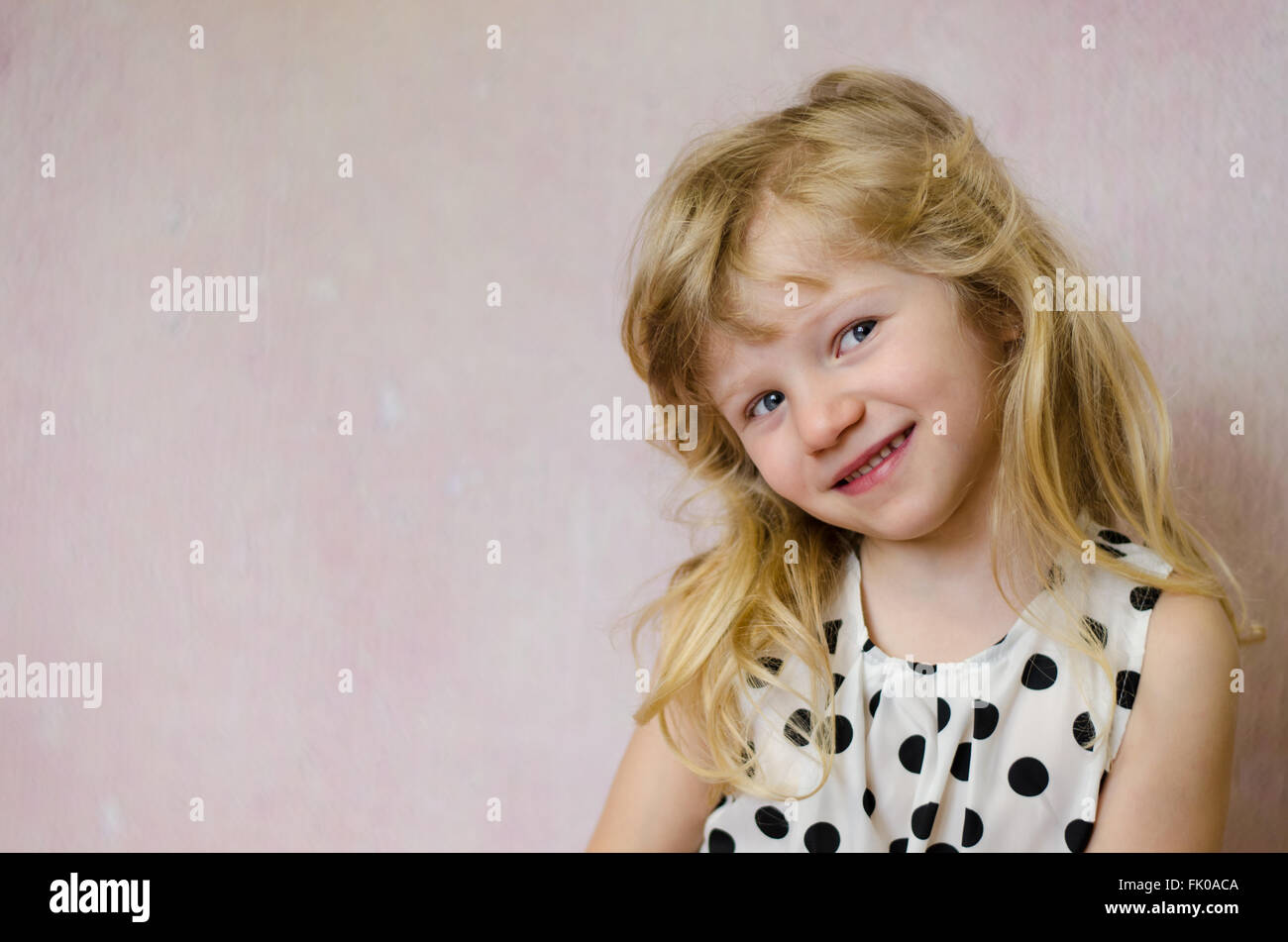portrait beautiful blond girl smiling Stock Photo - Alamy