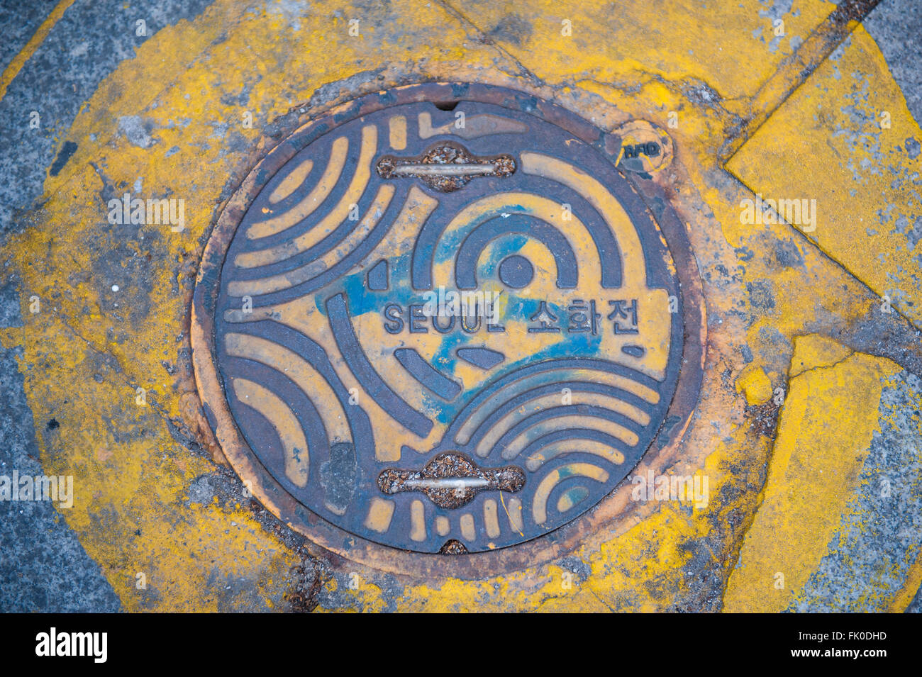 Man hole cover in Seoul Stock Photo