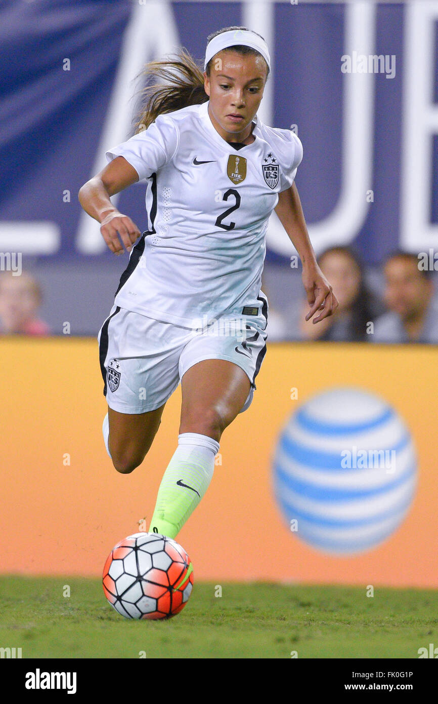 Tampa, Florida, USA. 3rd Mar, 2016. US forward Mallory Pugh (2) during the  She Believes Cup game against France at Raymond James Stadium on March 3,  2016 in Tampa, Florida. The US