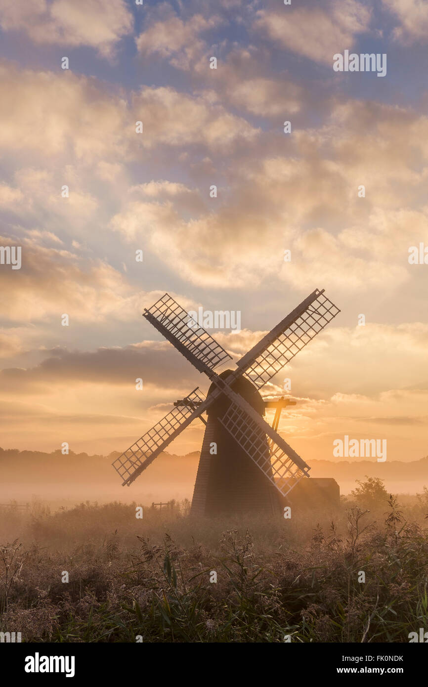 Herringfleet windmill hi-res stock photography and images - Alamy