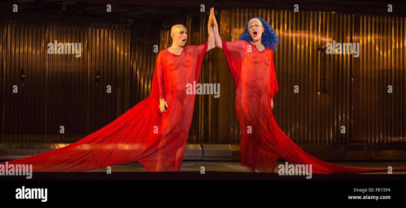 London, UK. 2 March 2016. Anthony Roth Costanzo as Akhnaten and Emma Carrington as Nefertiti. English National Opera (ENO) dress rehearsal of the Philip Glass opera Akhnaten at the London Coliseum. 7 performances from 4  to 18 March 2016. Directed by Phelim McDermott with Anthony Roth Costanzo as Akhnaten, Emma Carrington as Nefertiti, Rebecca Bottone as Queen Tye, James Cleverton as Horemhab, Clive Bayley as Aye, Colin Judson as High Priest of Amon and Zachary James as Scribe. Skills performances by Gandini Juggling. Stock Photo