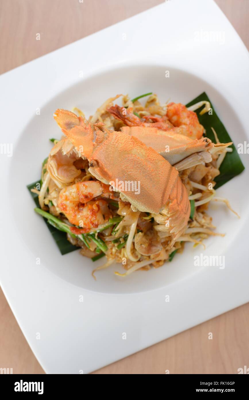 Char kuey teow, Penang famous fried rice noodle Stock Photo Alamy