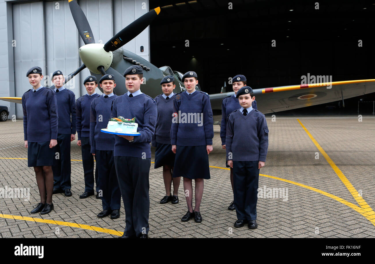 Spitfire prototype hires stock photography and images Alamy