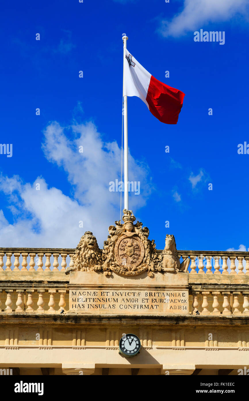 Crest and Maltese flag above the Main Guard and the Chancellery