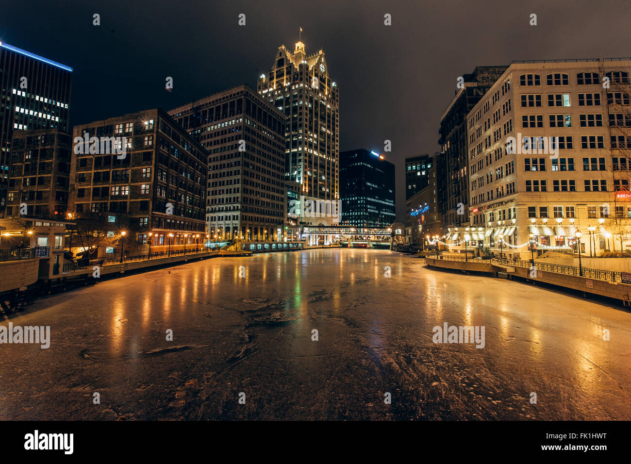 downtown Milwaukee night winter Stock Photo Alamy