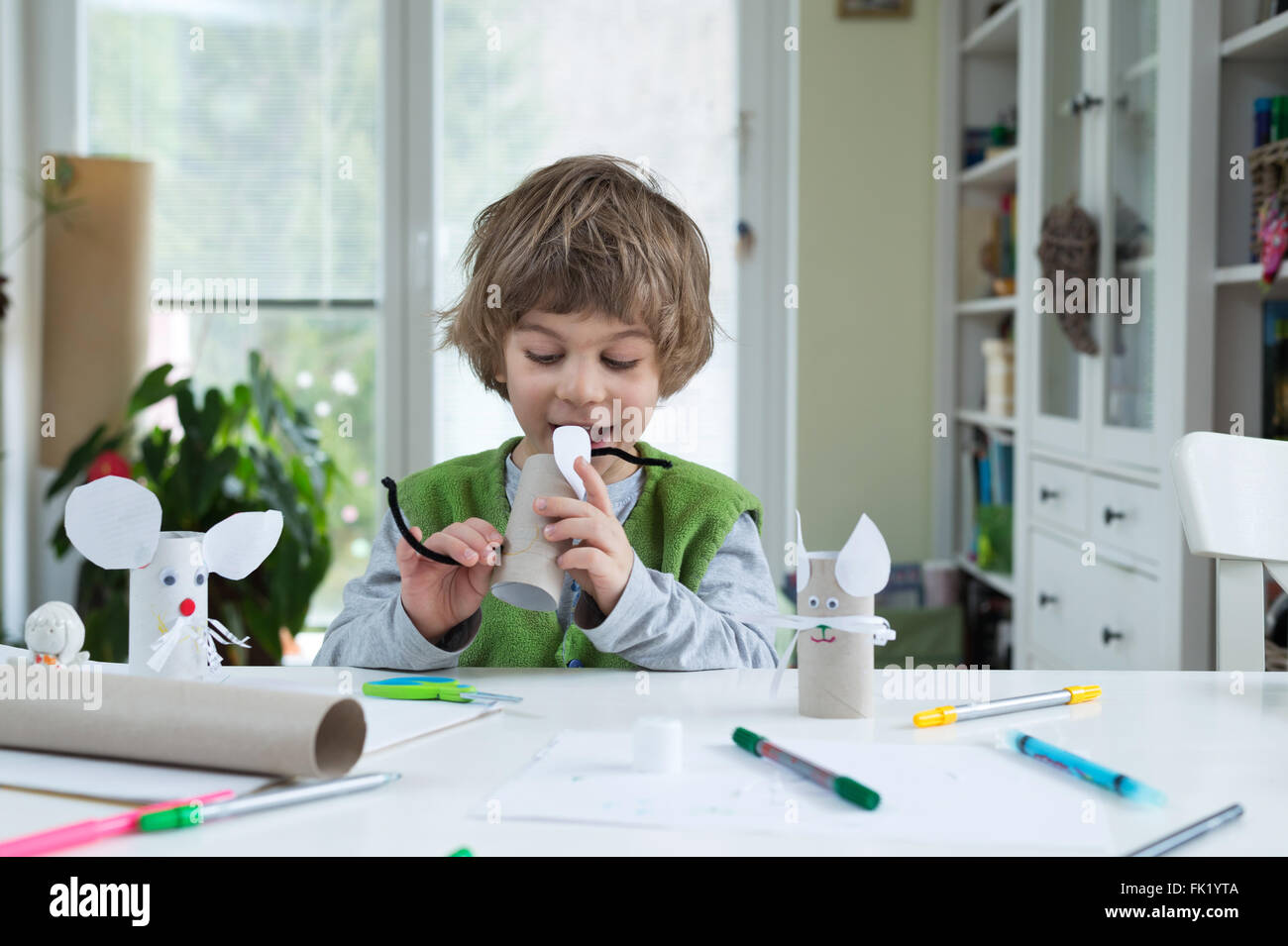how to make toys with paper