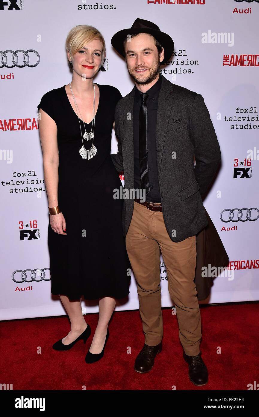 New York, NY, USA. 5th Mar, 2016. Suzy Jane Hunt, Guest at arrivals for THE AMERICANS Season 4 Premiere on FX, NYU Skirball Center for the Performing Arts, New York, NY March 5, 2016. Credit:  Steven Ferdman/Everett Collection/Alamy Live News Stock Photo