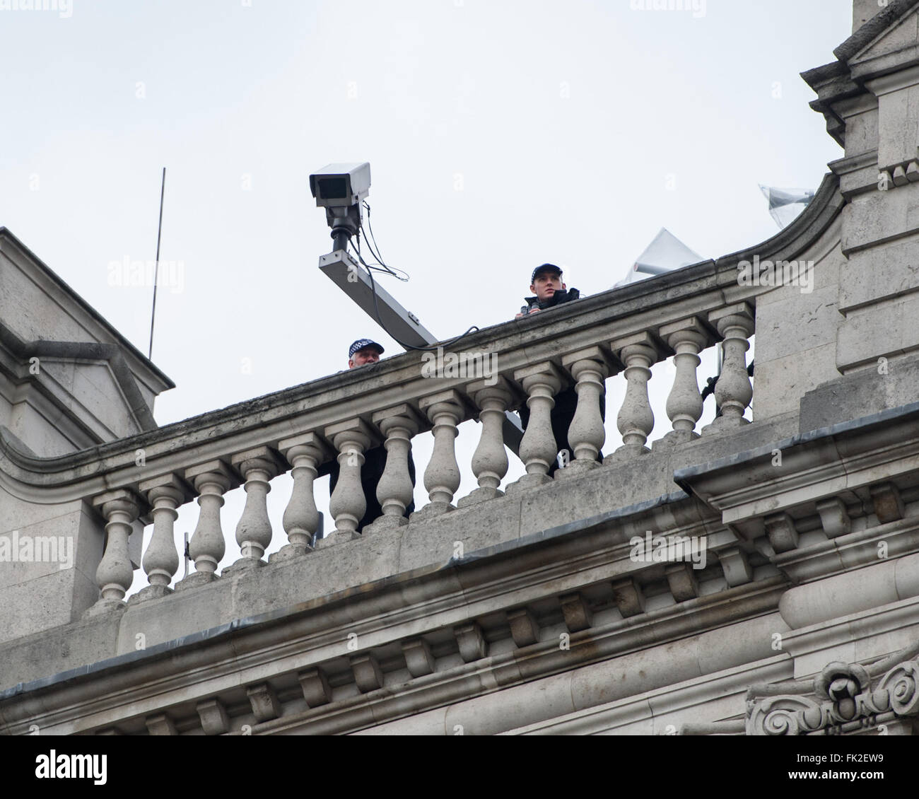 Police spotters on the rooftops surrounding the Syria Donor Conference (Supporting Syria) at the Queen Elizabeth II Conference Centre in Central London.  Featuring: View Where: London, United Kingdom When: 04 Feb 2016 Stock Photo