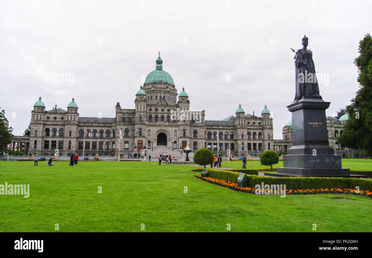 British Columbia Parliament Building and statue of Queen Victoria on an
