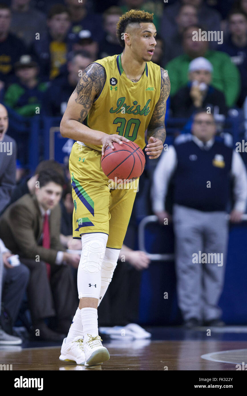 South Bend, Indiana, USA. 05th Mar, 2016. Notre Dame forward Zach