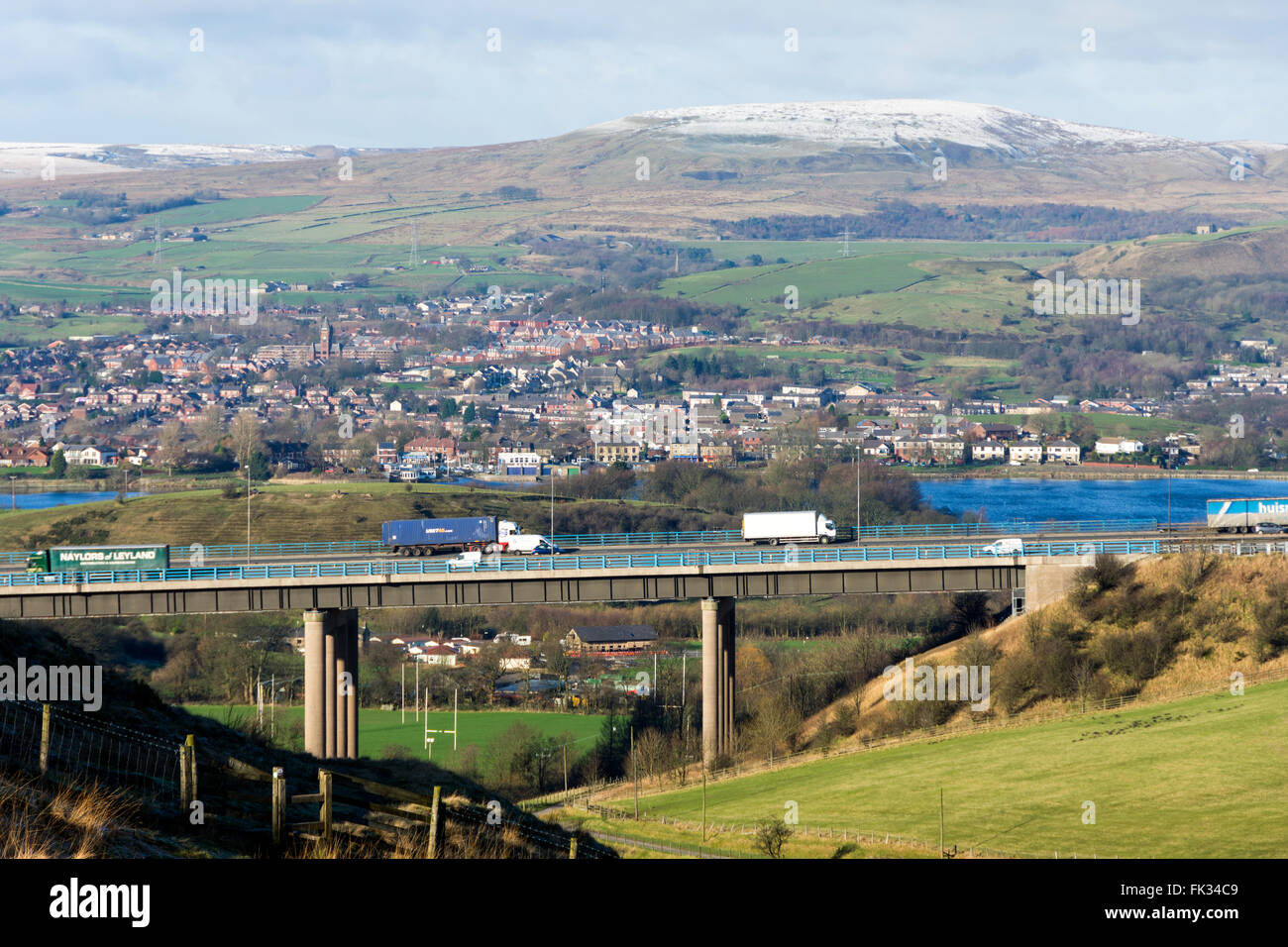 The Rakewood Viaduct on the M62 motorway, Hollingworth Lake and Brown Wardle Hill, near Littleborough, Greater Manchester, UK Stock Photo