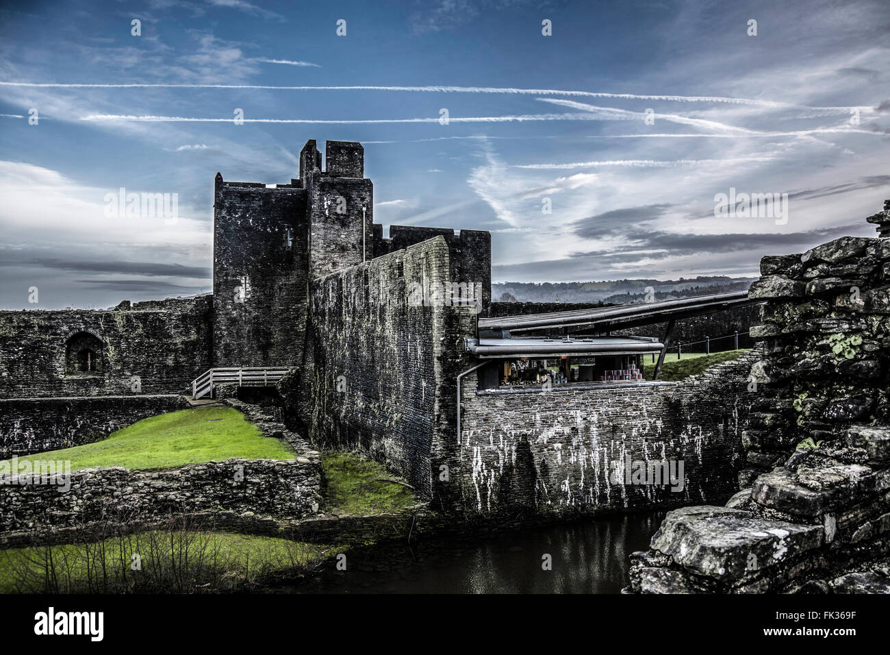 Dramatic landscape view of Caerphilly Castle Stock Photo Alamy
